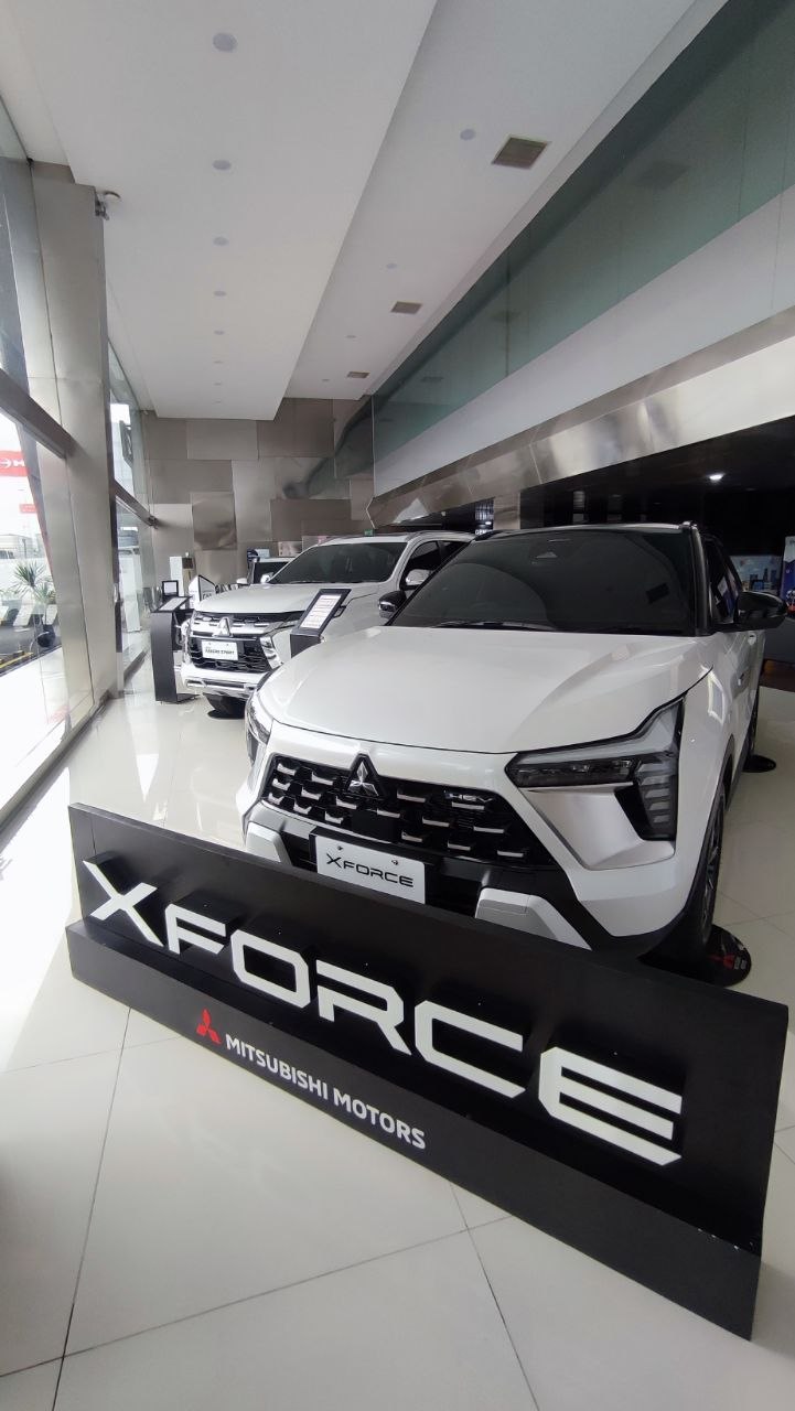 Foto tambahan 2 — Destinator vs Xforce HEV: Mana SUV Mitsubishi yang Cocok untuk Anda?