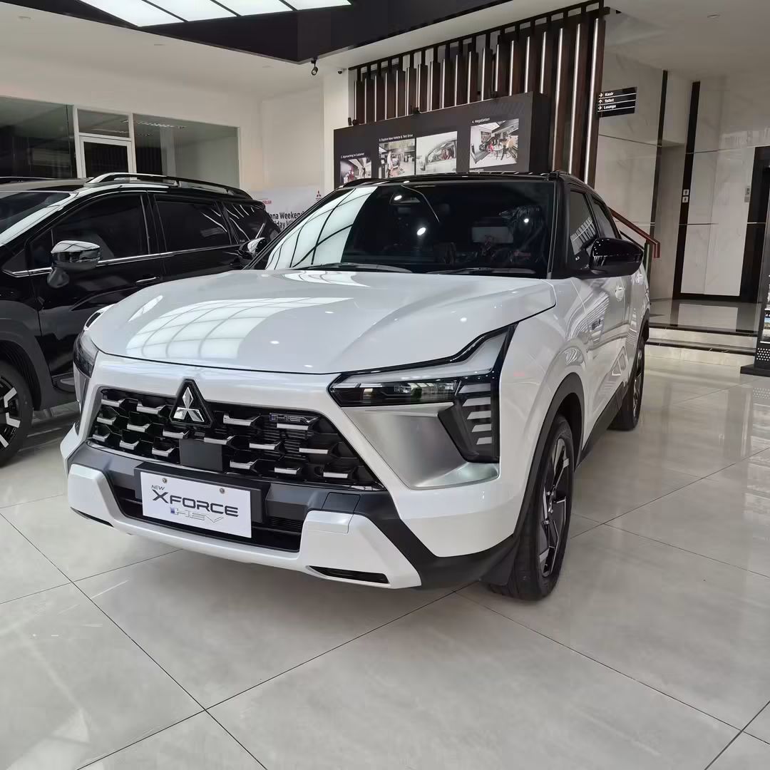 Foto tambahan 5 — Mitsubishi Xforce HEV Medan: Harga September 2026 dan Perbedaannya dengan Xforce Bensin